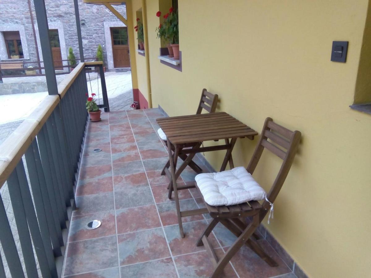 Apartamentos Rurales La Veiga La Riera  Eksteriør billede